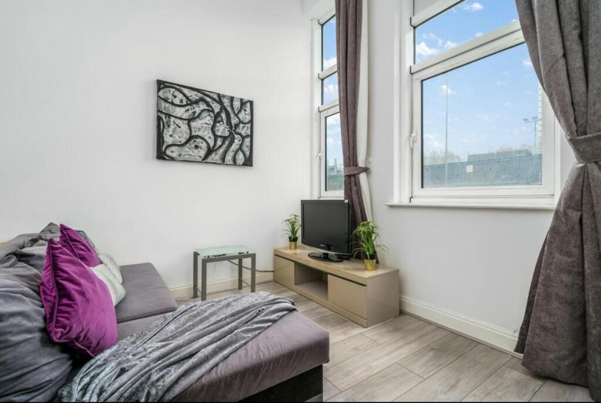 Luxurious Spacious 2 Bed W Terrace Appartamento
