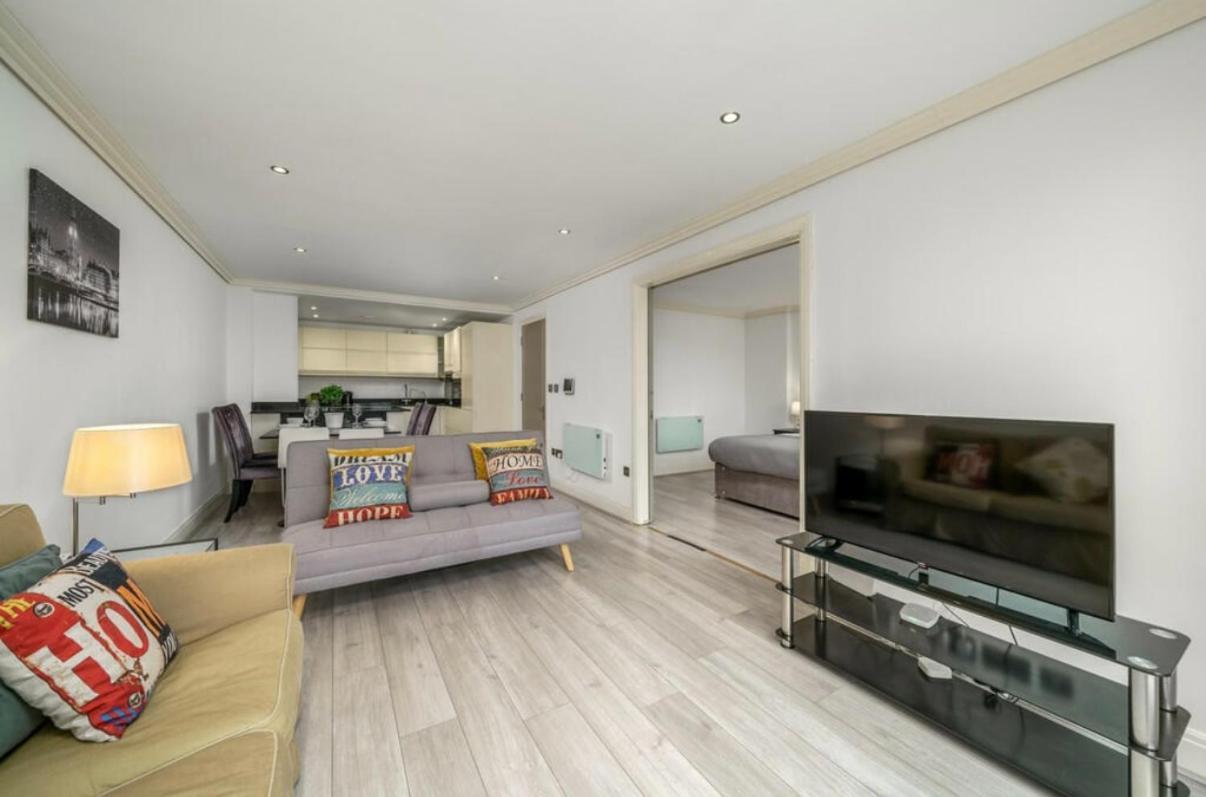 Appartamento Luxurious Spacious 2 Bed W Terrace Londra